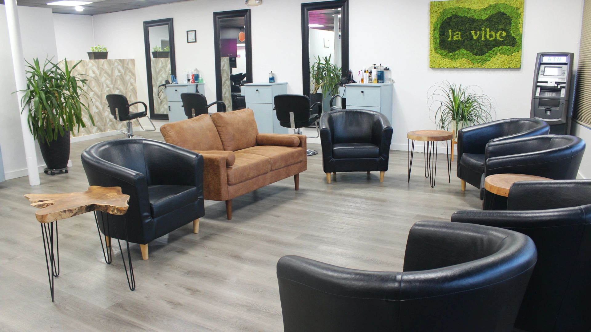 Salon La Vibe
